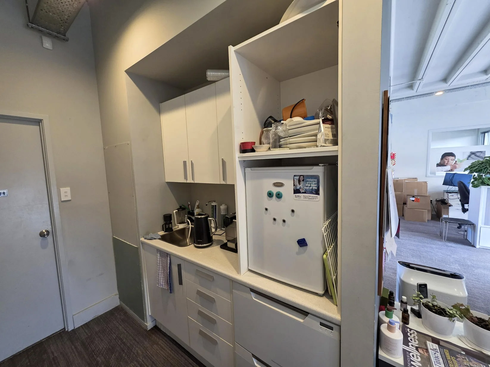 400B Great North Road kitchenette